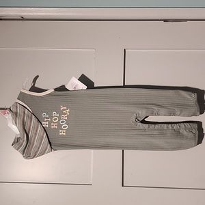 Jumpsuit and bandana bib 2-piece outfit